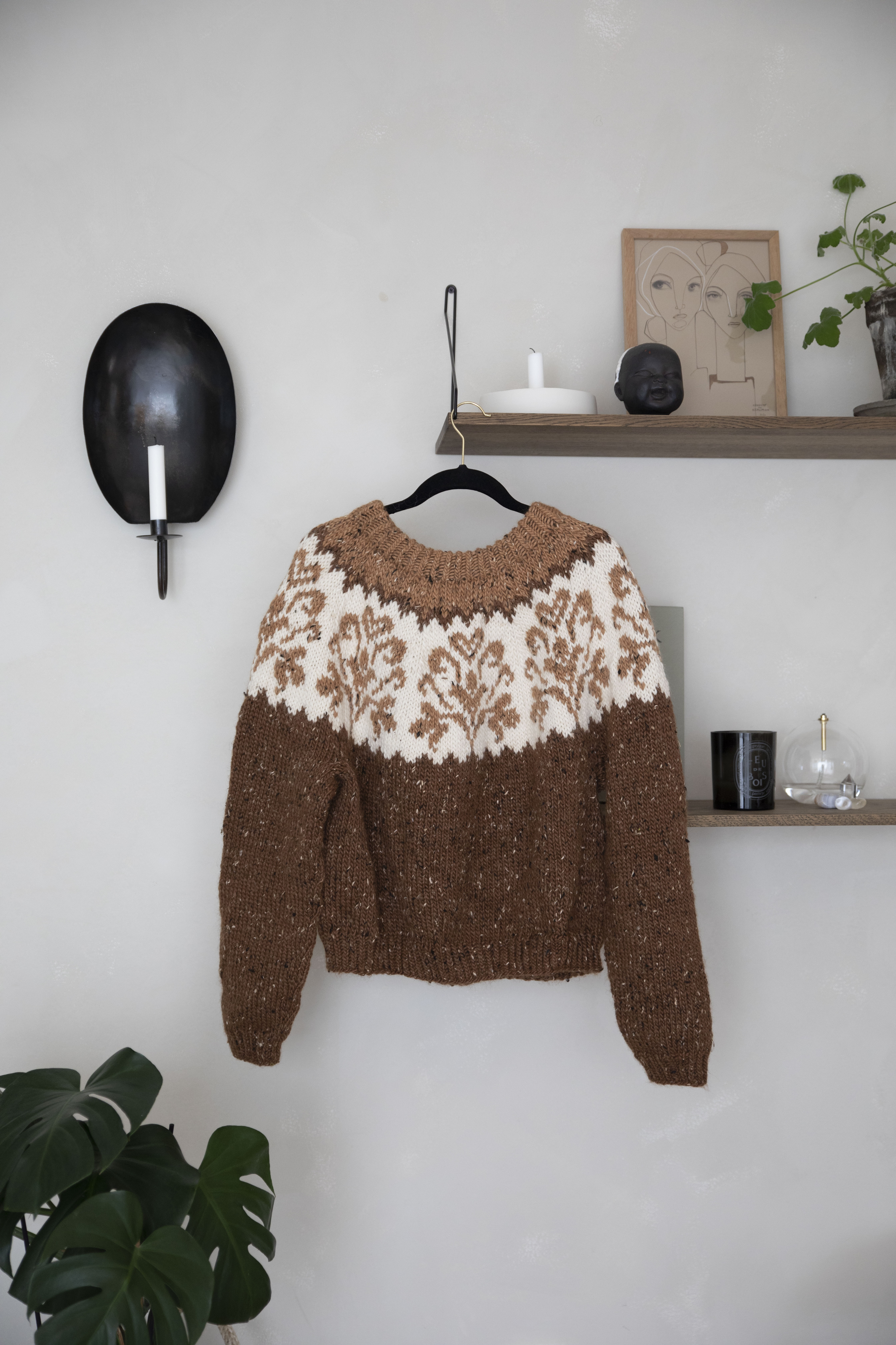 Trine Lise HøysethHoneysuckle Genser