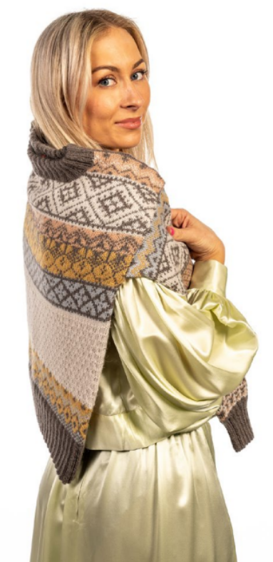 Brit Frafjord ØrstavikRebellis Genser - strikkepakke fra House of Yarn